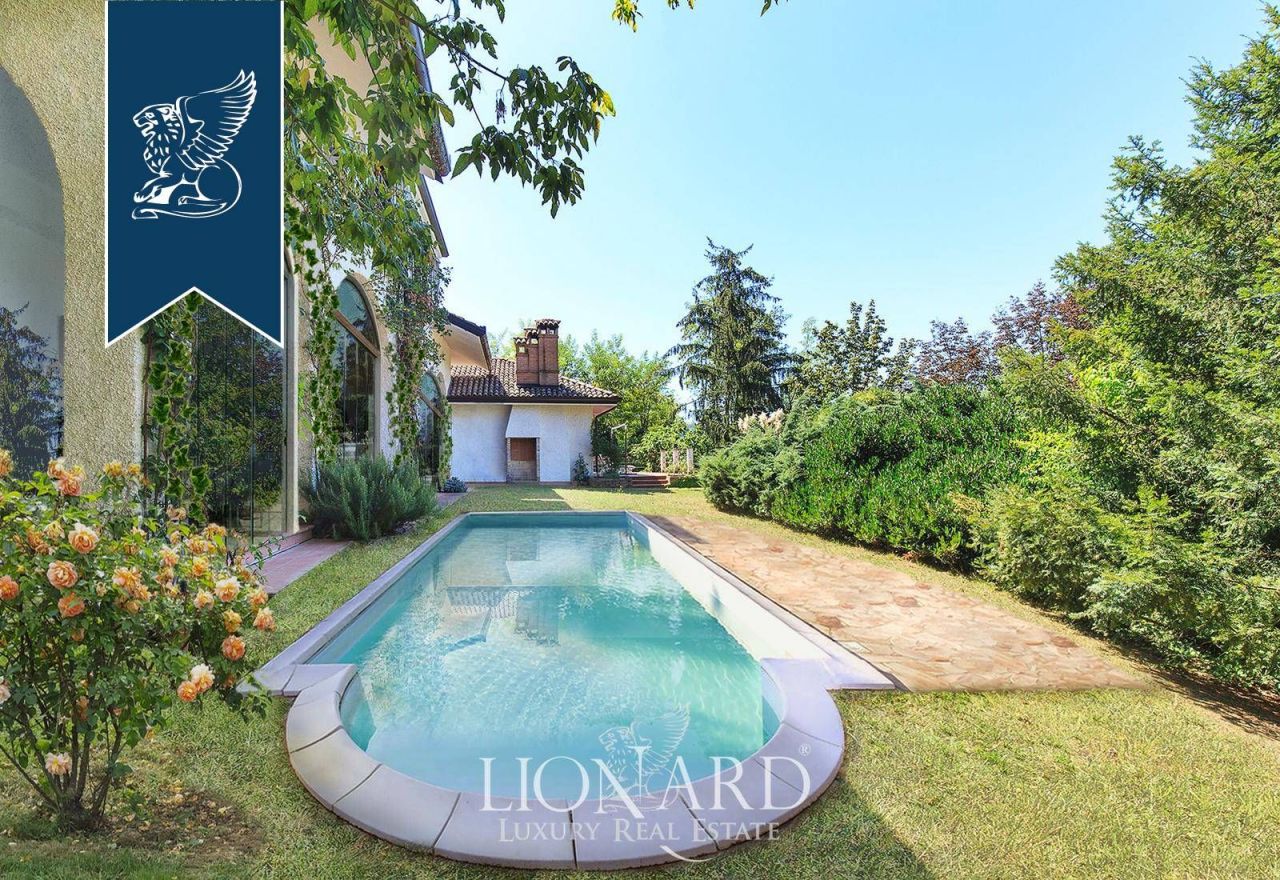 Villa à Pavía, Italie, 600 m² - image 10