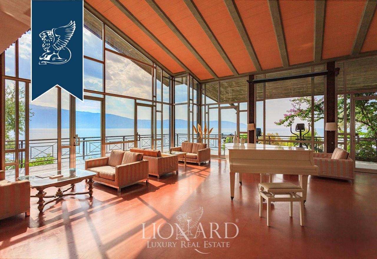 Villa in Brescia, Italy, 450 m² - picture 10