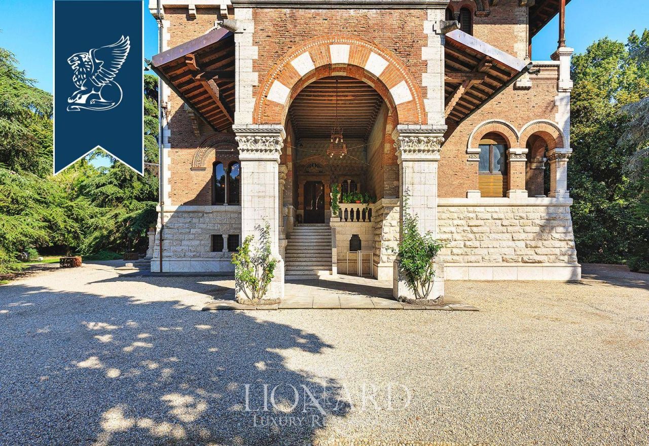 Villa in Lodi, Italy, 3 000 m² - picture 10