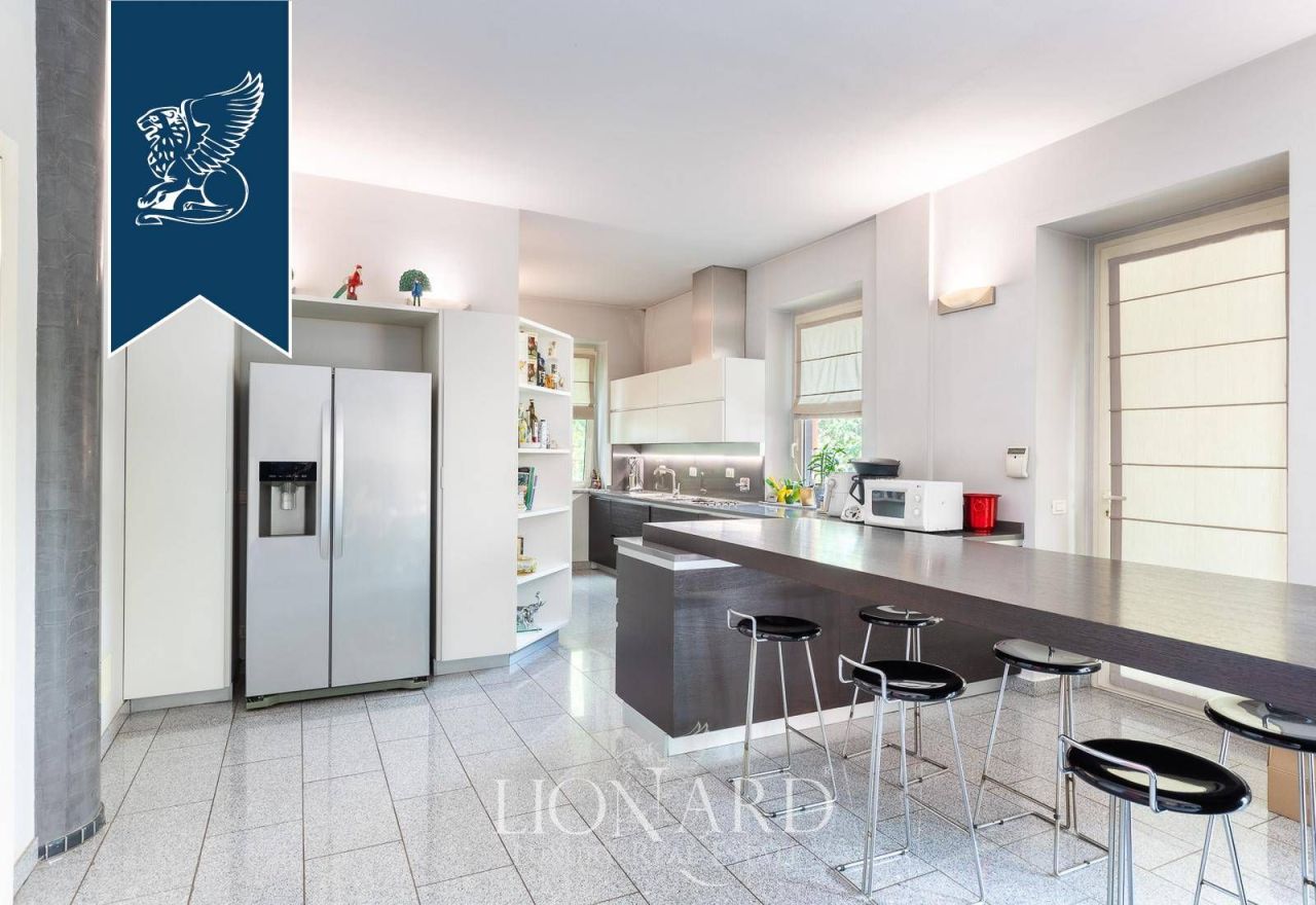 Villa in Asti, Italy, 2 000 m² - picture 11