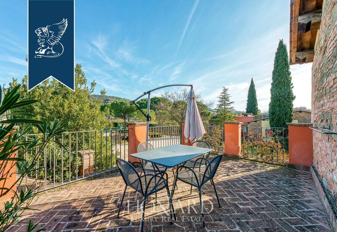 Farm in Bettona, Italy, 1 900 m² - picture 11