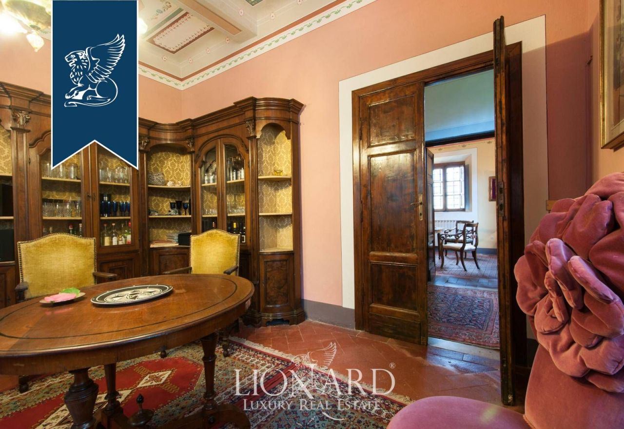 Villa à Camaiore, Italie, 500 m² - image 12