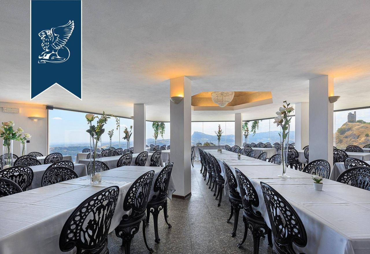 Castle in Rimini, Italy, 3 000 m² - picture 12