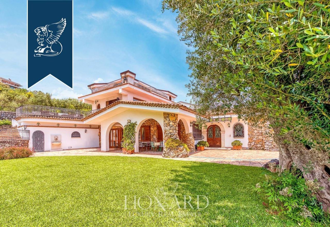 Villa en Salerno, Italia, 480 m² - imagen 12