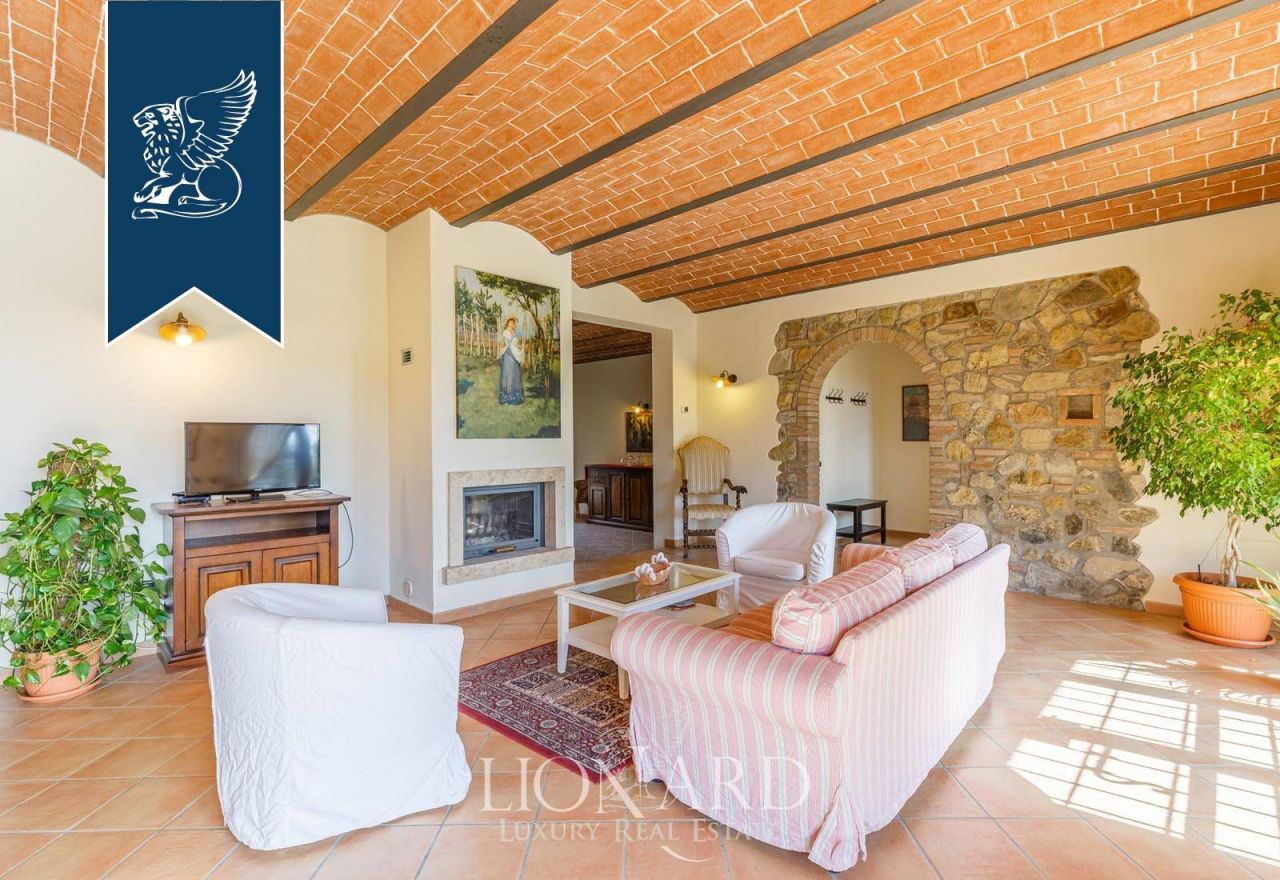 Ferme à Rosignano Marittimo, Italie, 1 000 m² - image 12