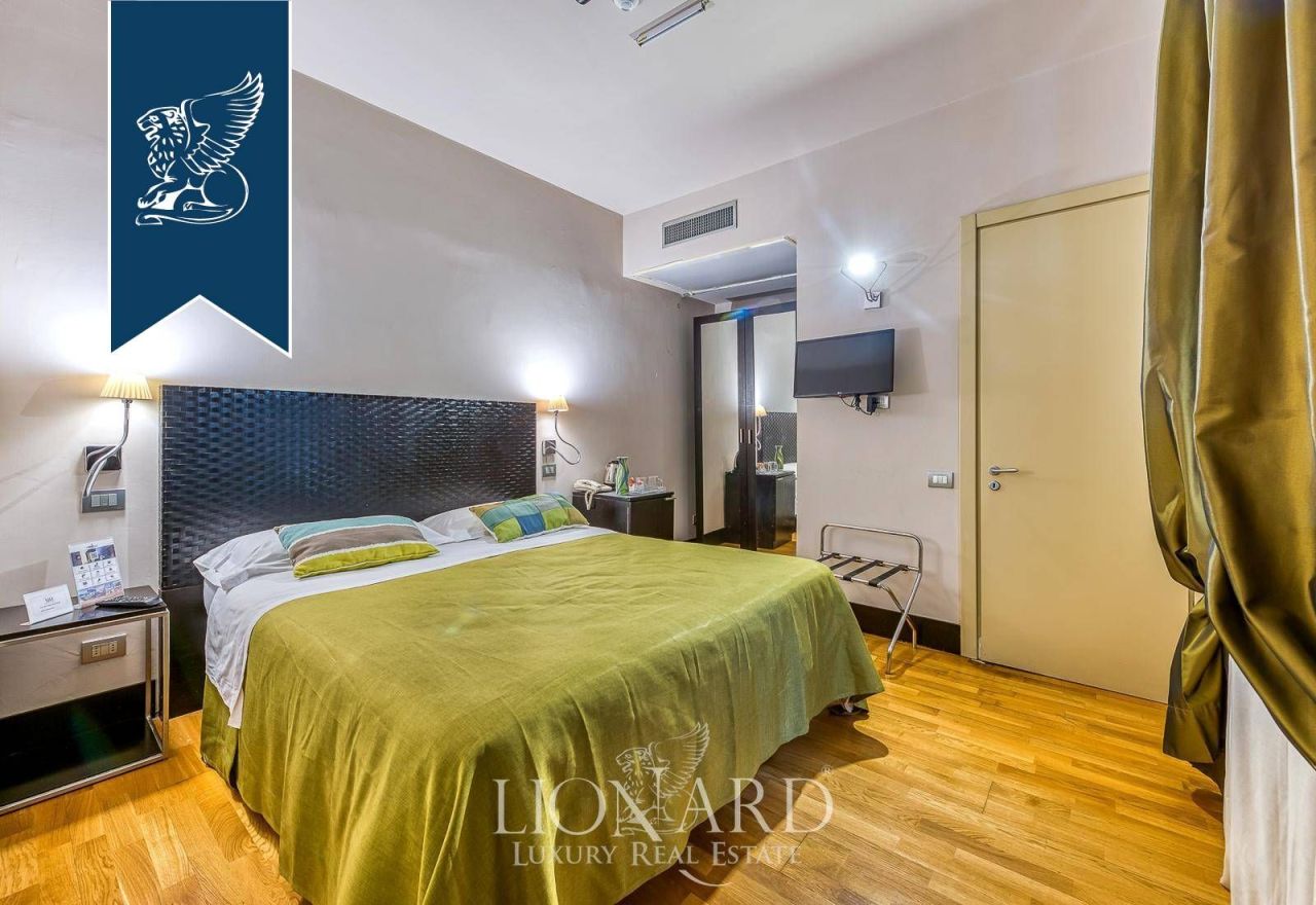 Hotel, albergo a Napoli, Italia, 600 m² - foto 12