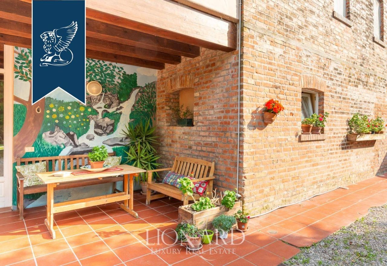 Villa in Pordenone, Italy, 1 176 m² - picture 12