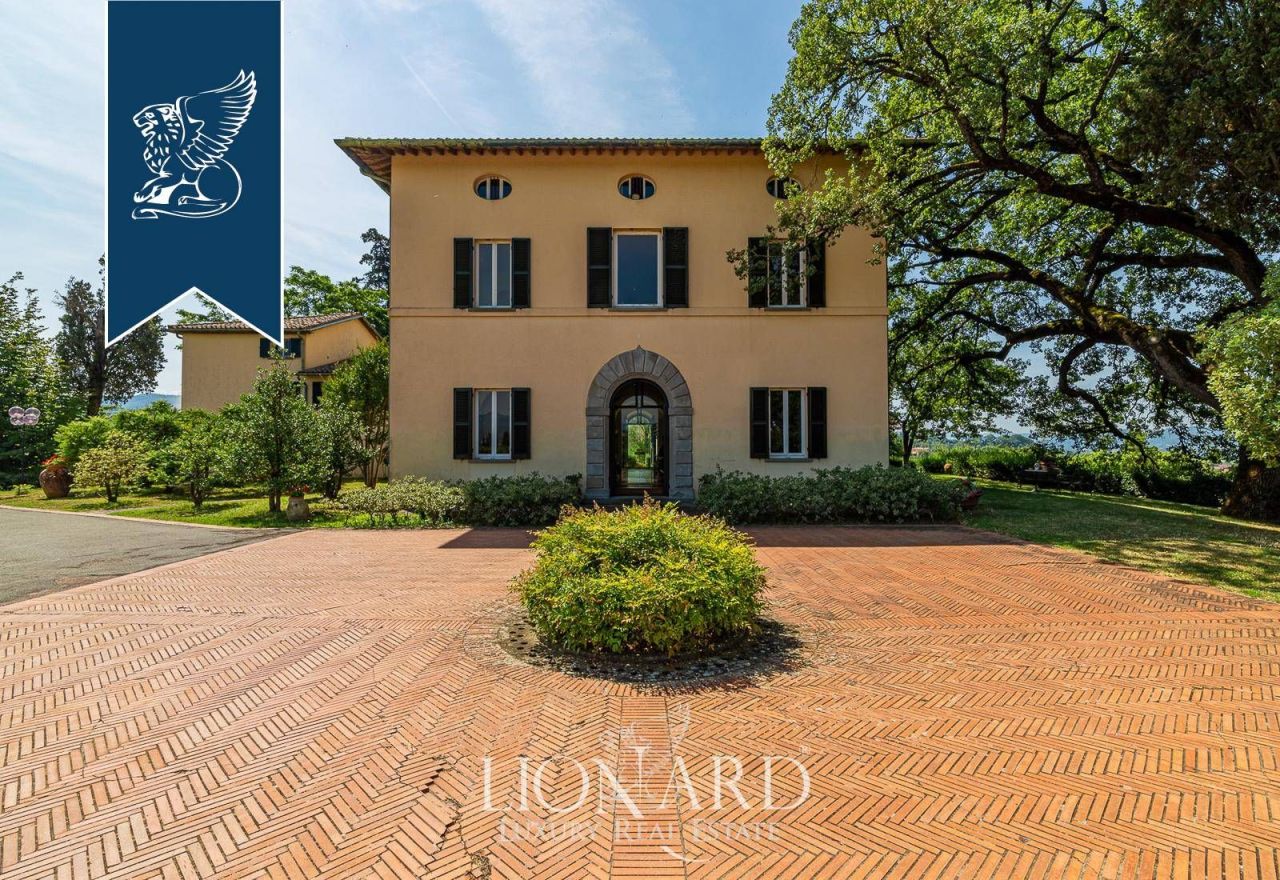 Villa en Citta di Castello, Italia, 1 000 m² - imagen 12