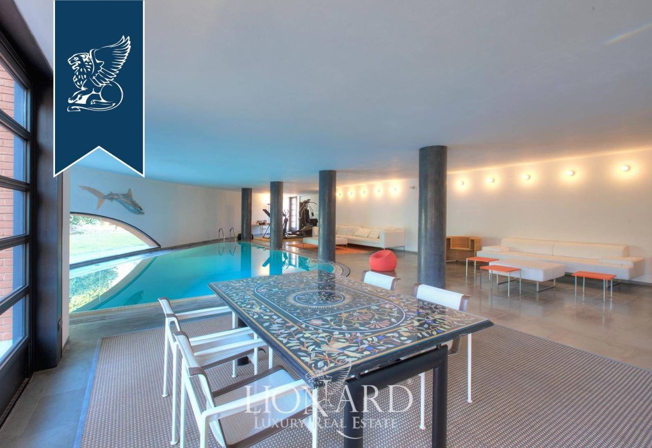 Villa en Monza, Italia, 1 000 m² - imagen 12