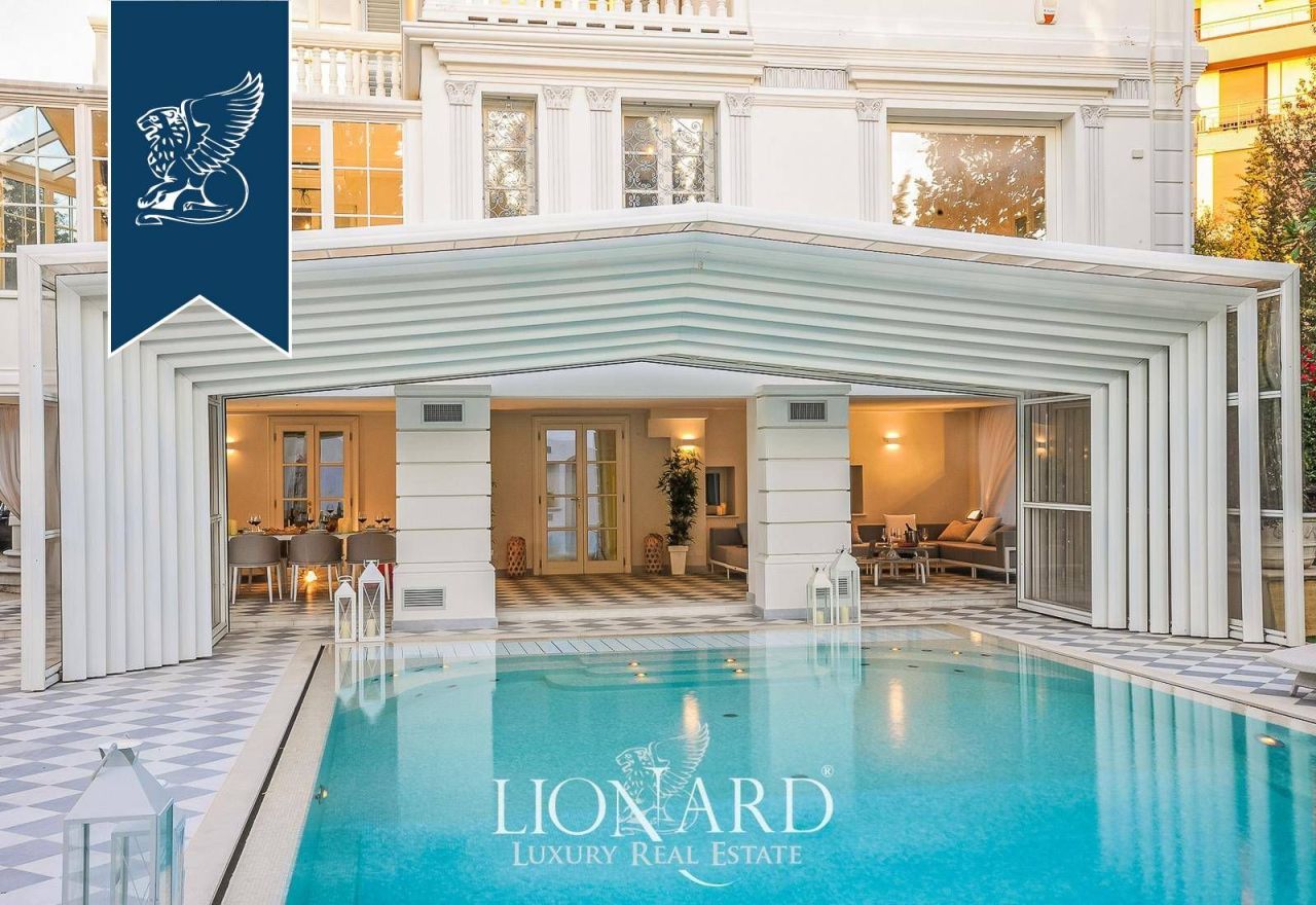 Villa à Florence, Italie, 750 m² - image 12