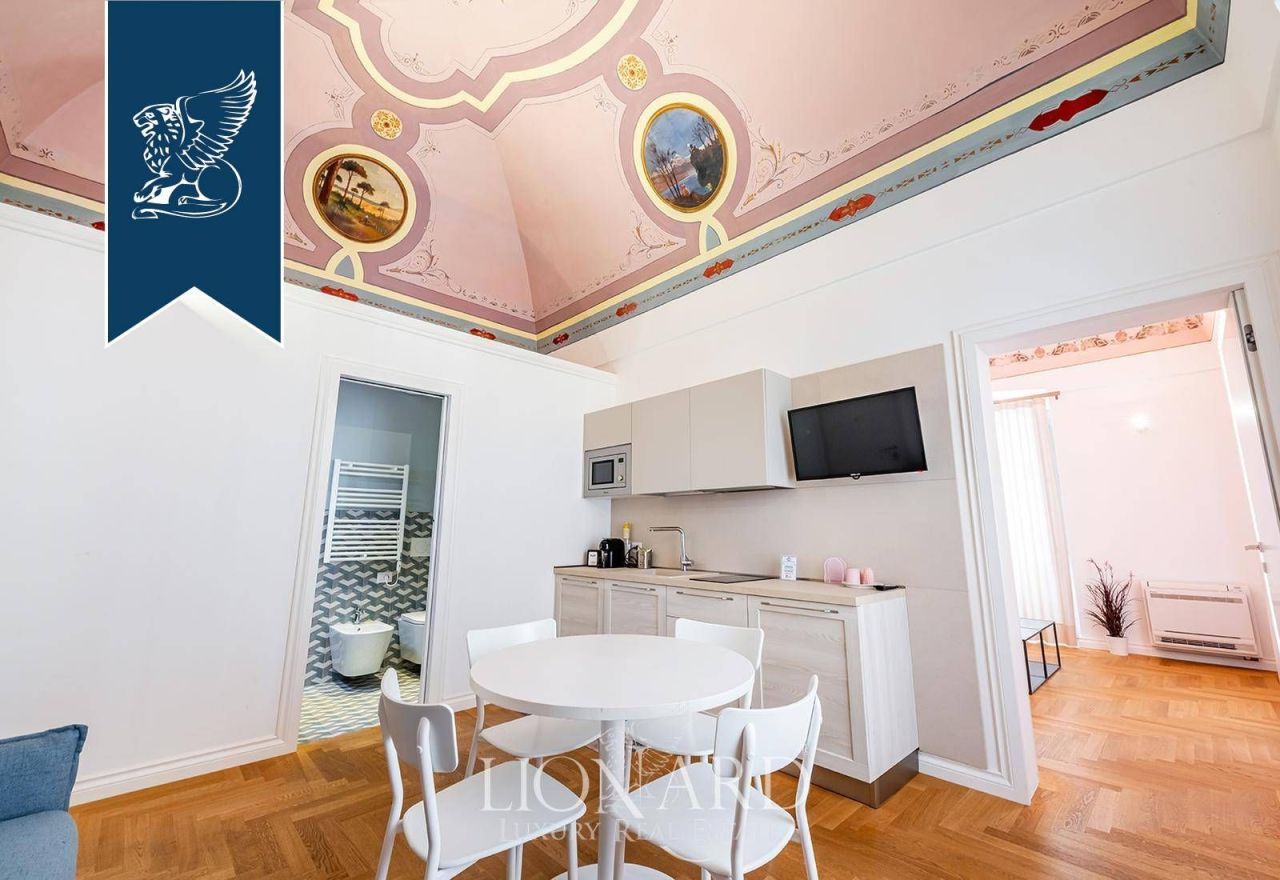 Casa en Monopoli, Italia, 700 m² - imagen 12