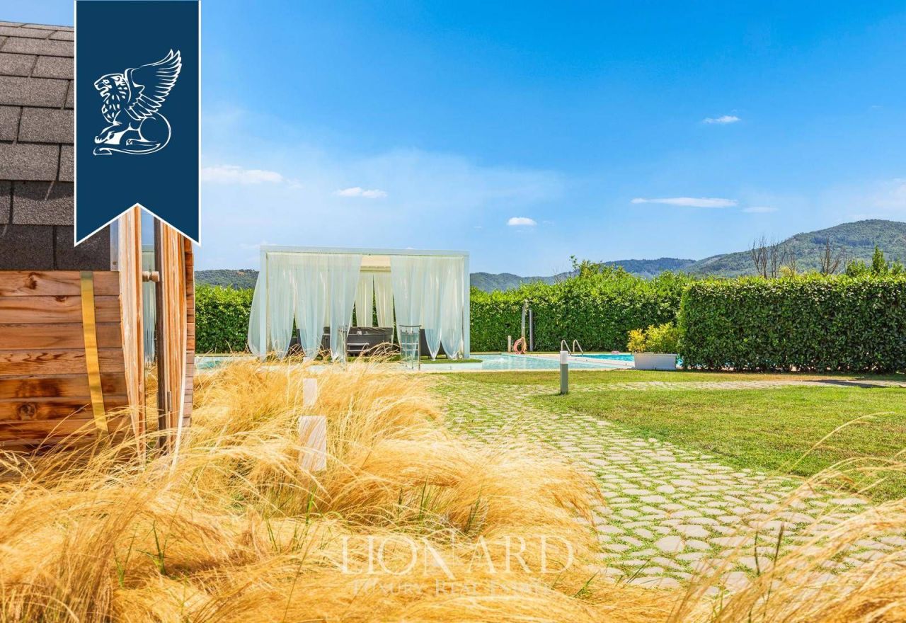 Hotel in Arezzo, Italy, 2 500 m² - picture 12