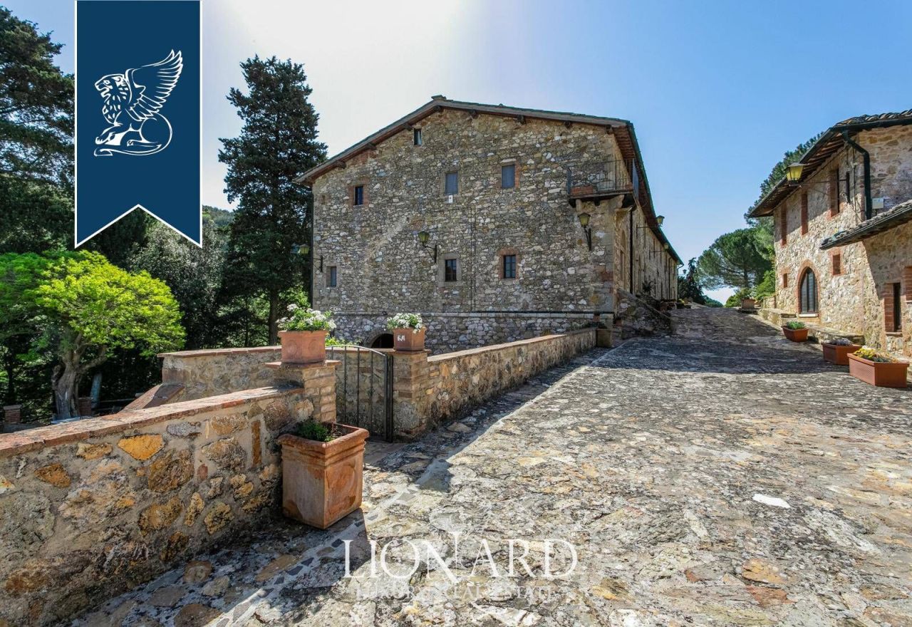 Casa en Siena, Italia, 1 900 m² - imagen 12