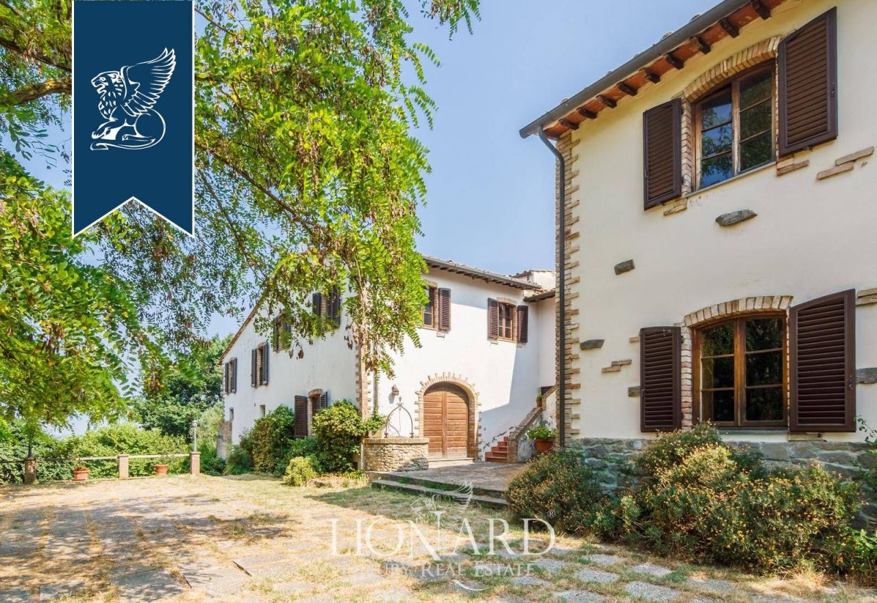 Granja en Montespertoli, Italia, 837 m² - imagen 12