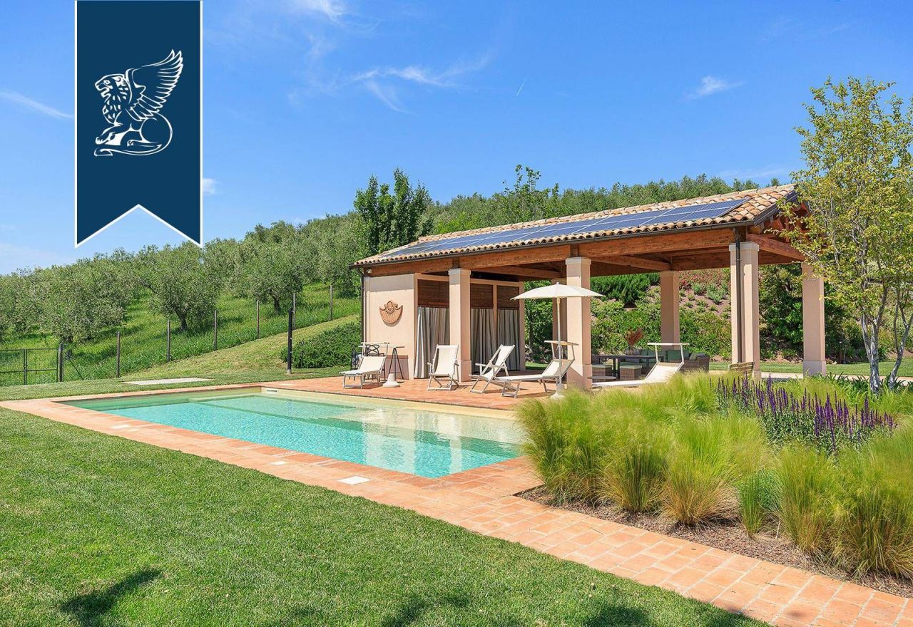 Villa in Forli-Cesena, Italy, 350 m² - picture 12