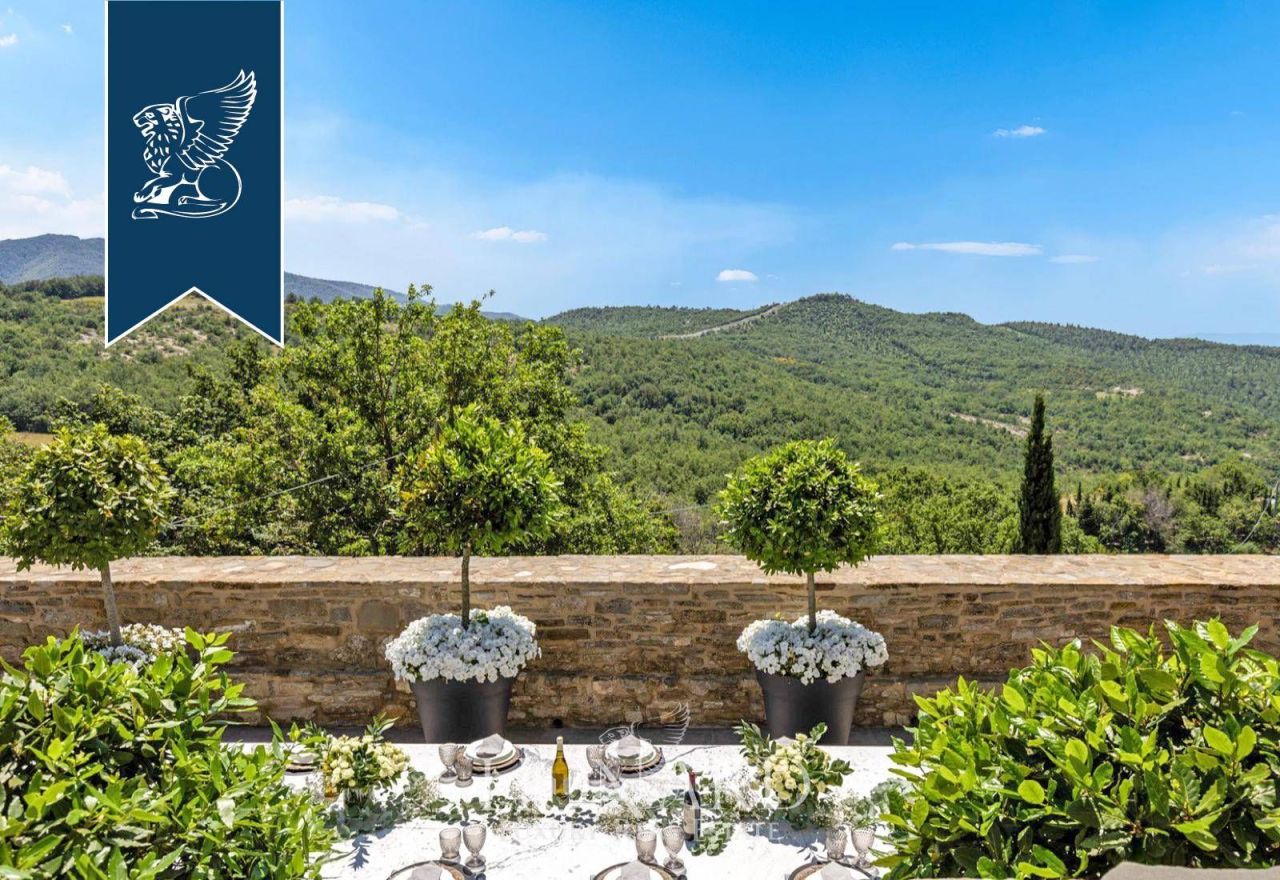 Castello a Pieve Santo Stefano, Italia, 1 355 m² - foto 12