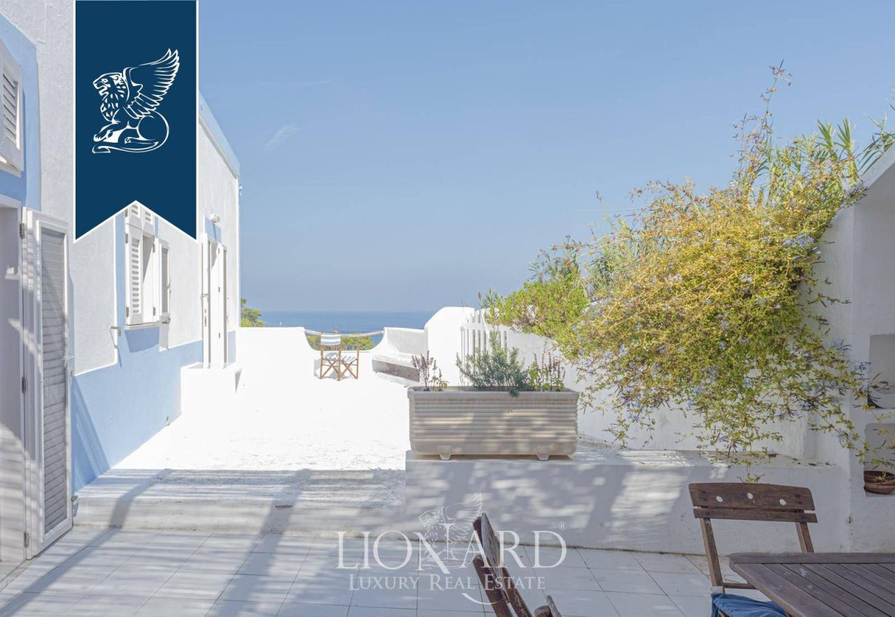 Villa a Latina, Italia, 233 m² - foto 12