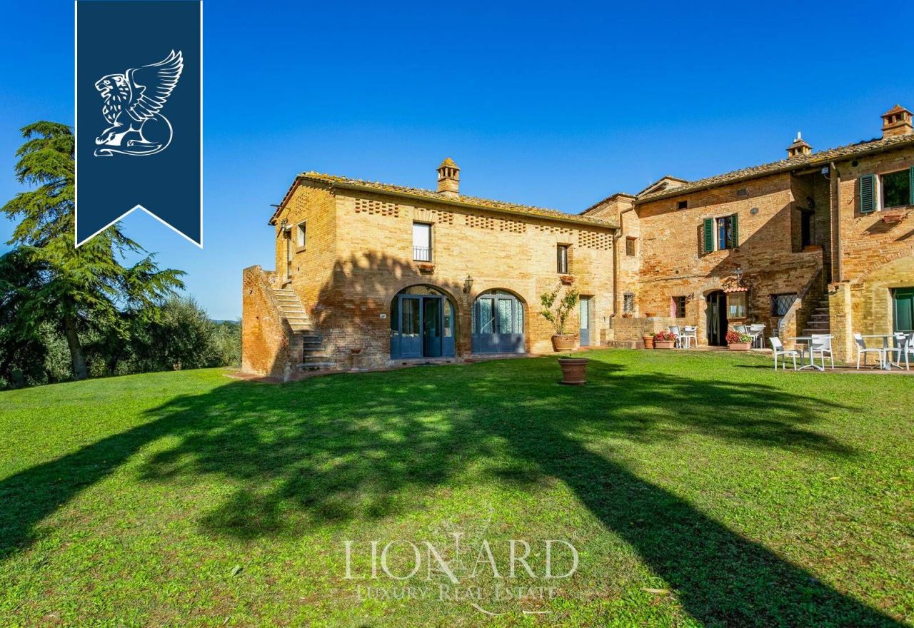 Farm in Siena, Italy, 650 m² - picture 12