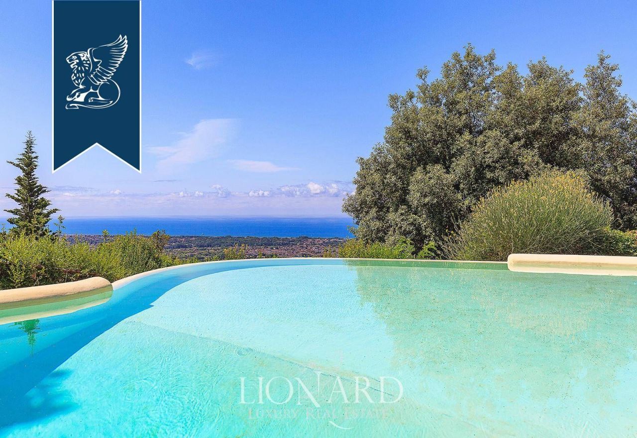 Villa à Montignoso, Italie, 900 m² - image 12