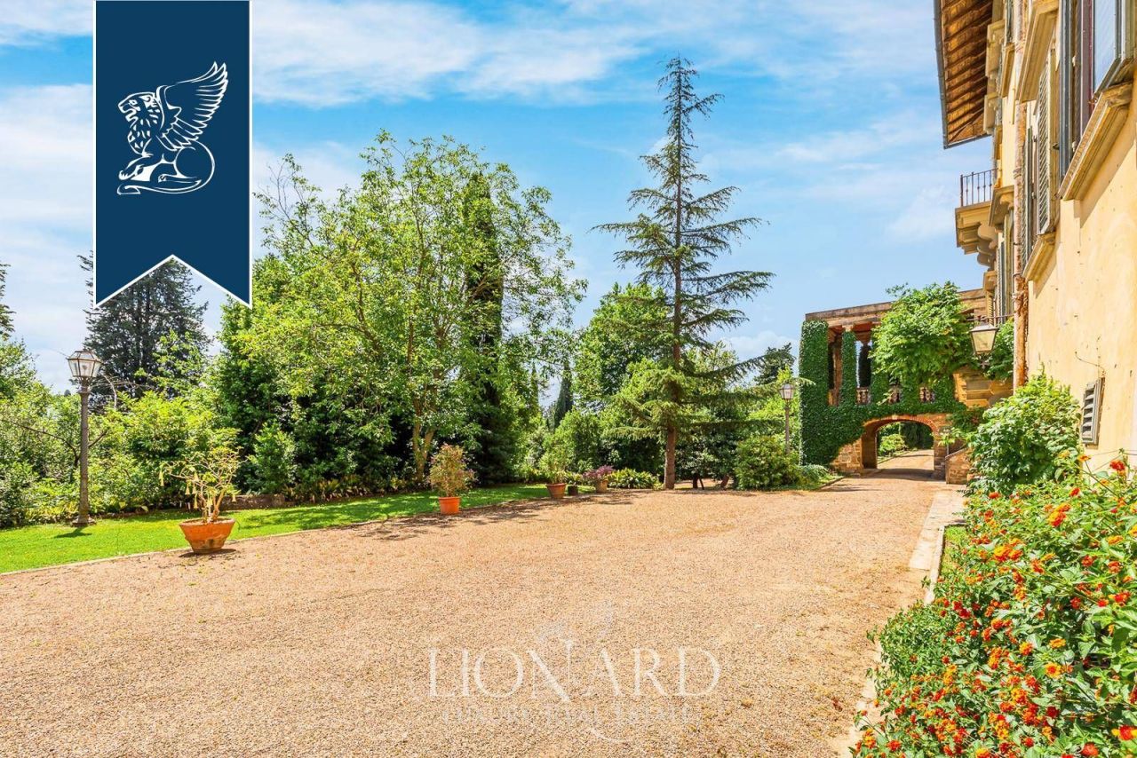 Villa a Firenze, Italia, 1 500 m² - foto 12