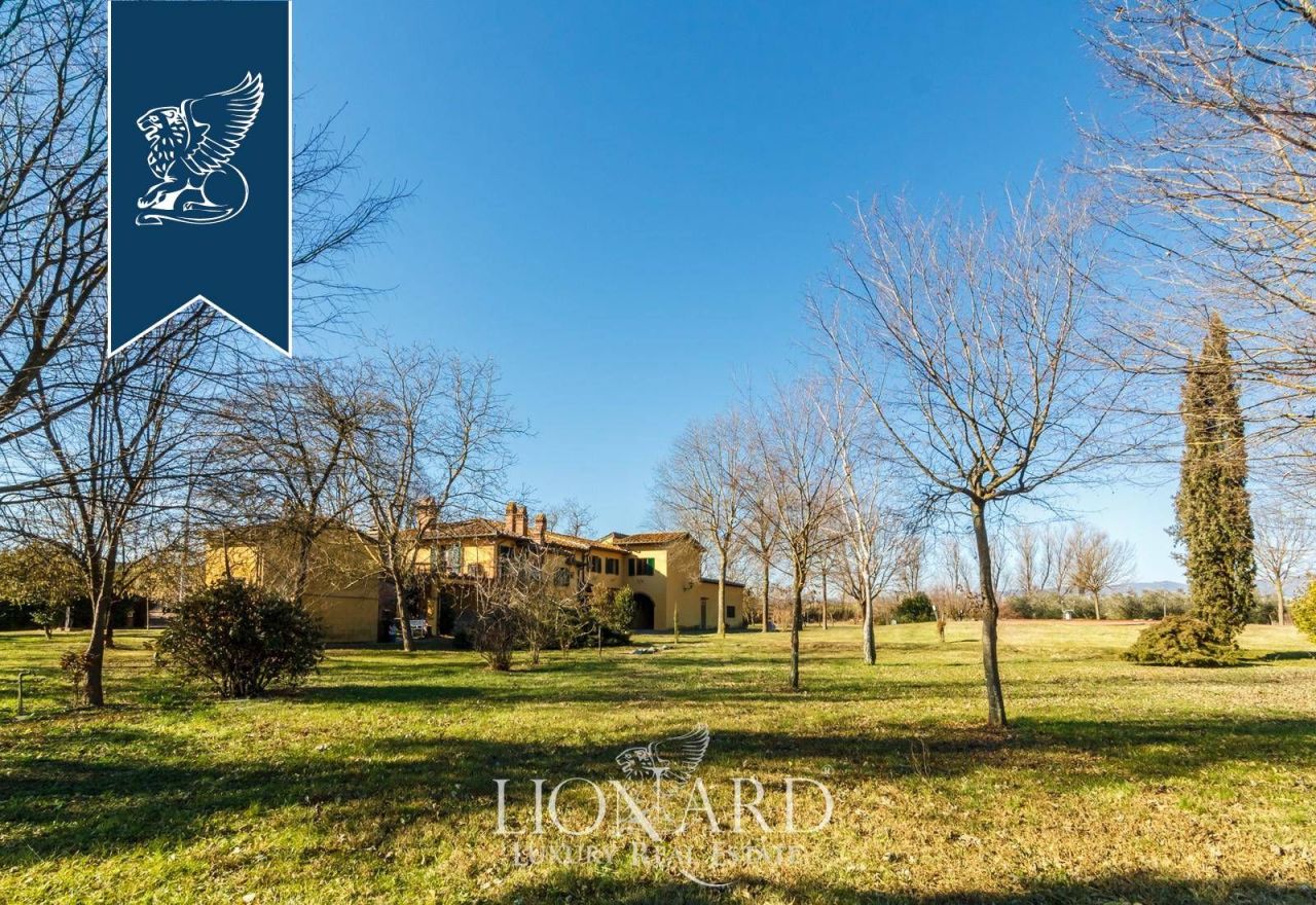 Farm in Prato, Italy, 250 m² - picture 11