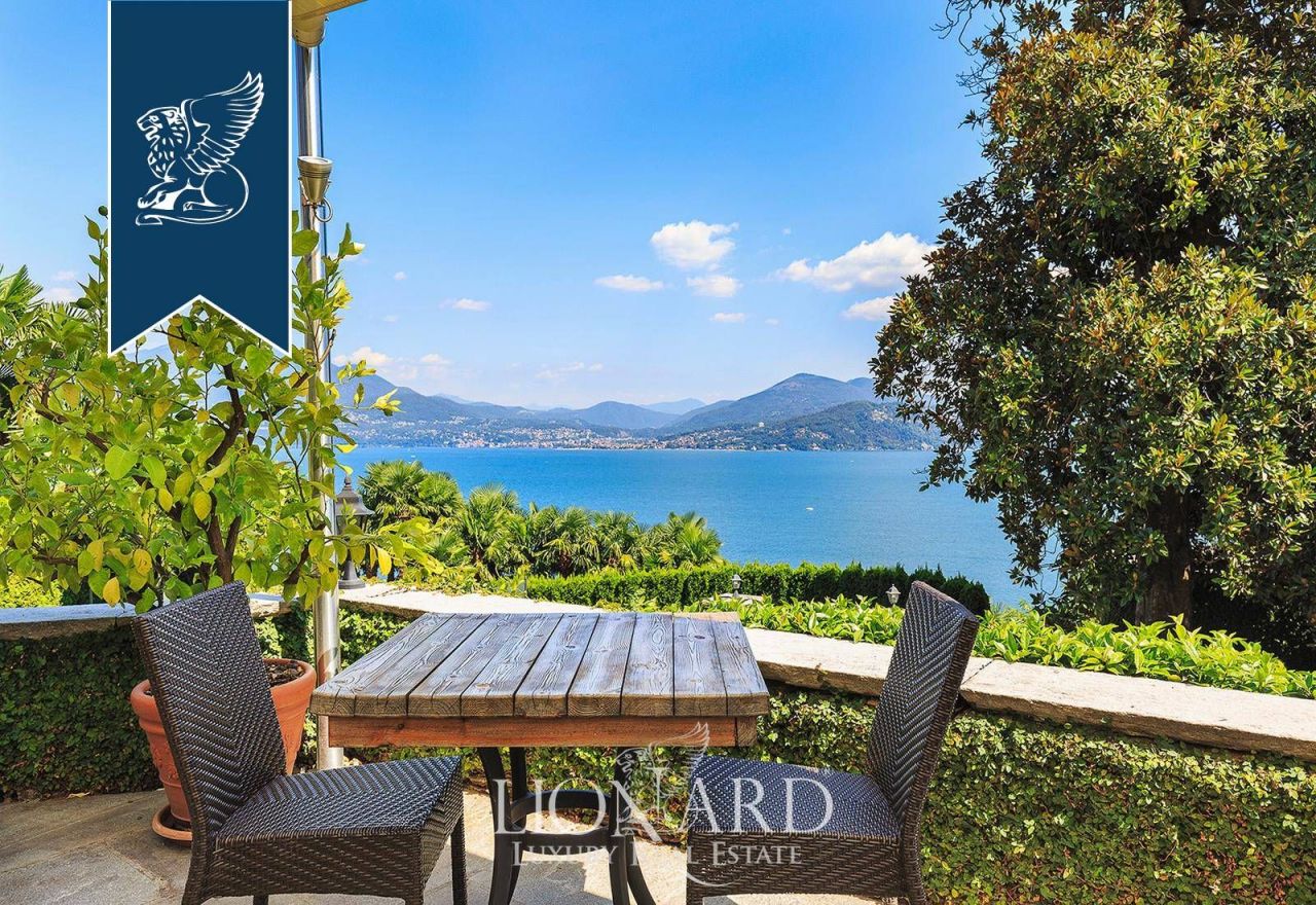 Hotel in Oggebbio, Italy, 1 600 m² - picture 11