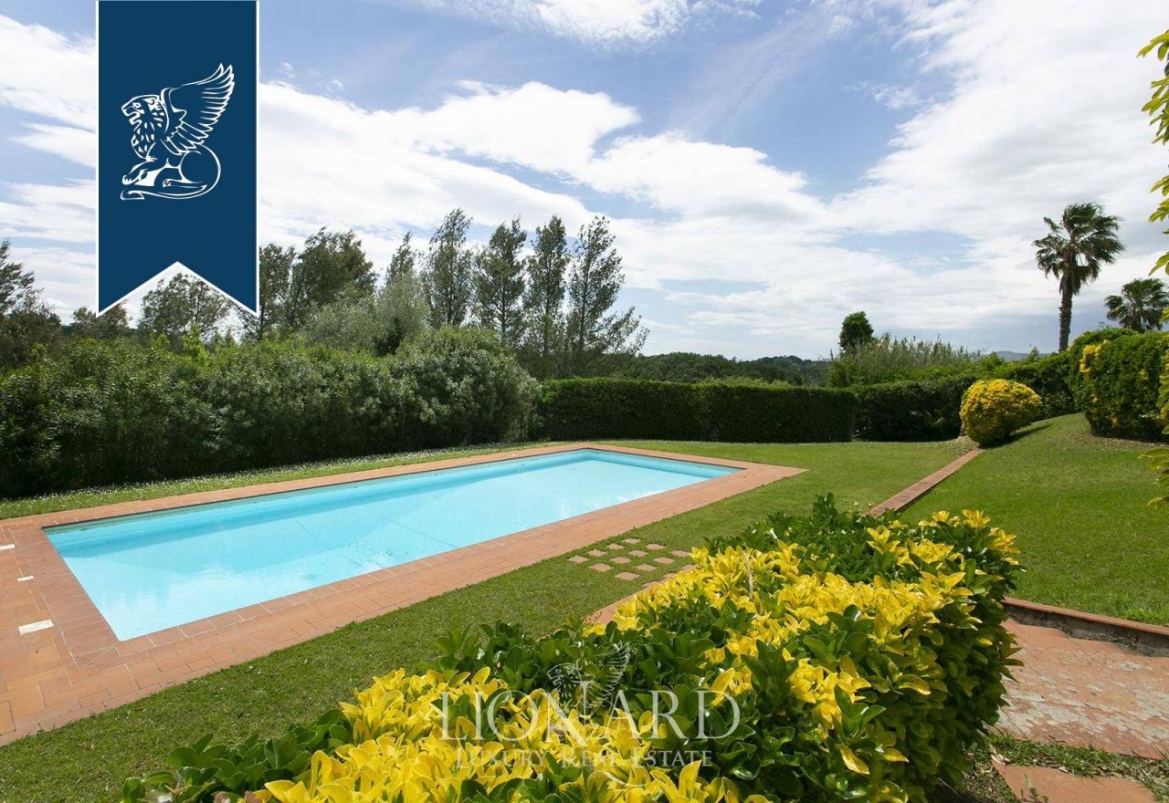 Villa en Crespina, Italia, 1 500 m² - imagen 11