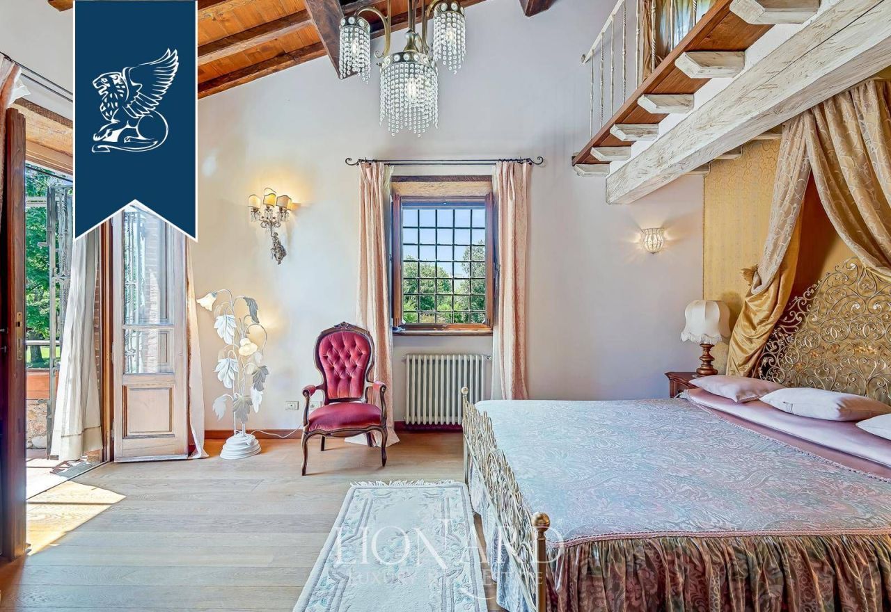 Villa in Pietrasanta, Italy, 400 m² - picture 11