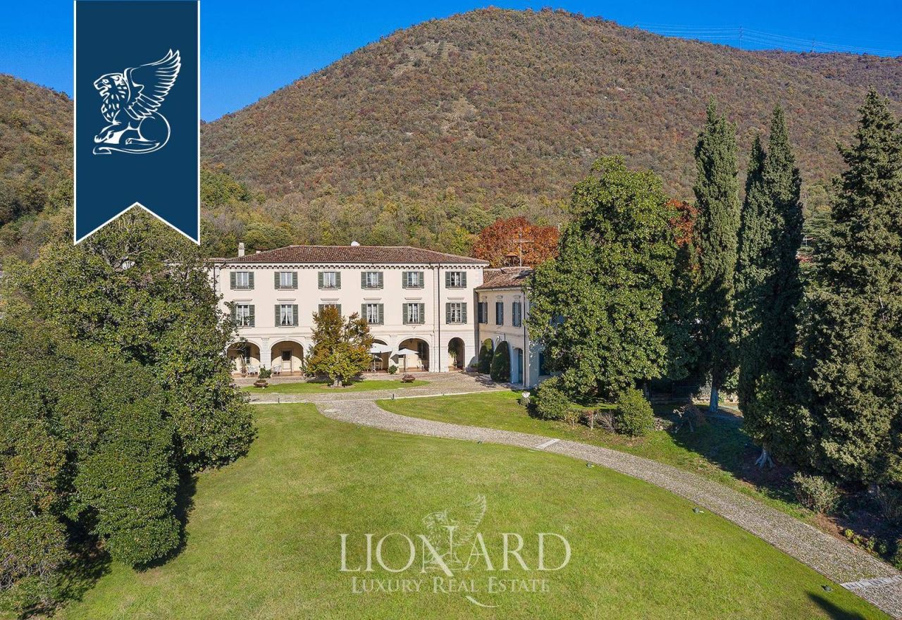 Villa in Brescia, Italy, 3 500 m² - picture 11