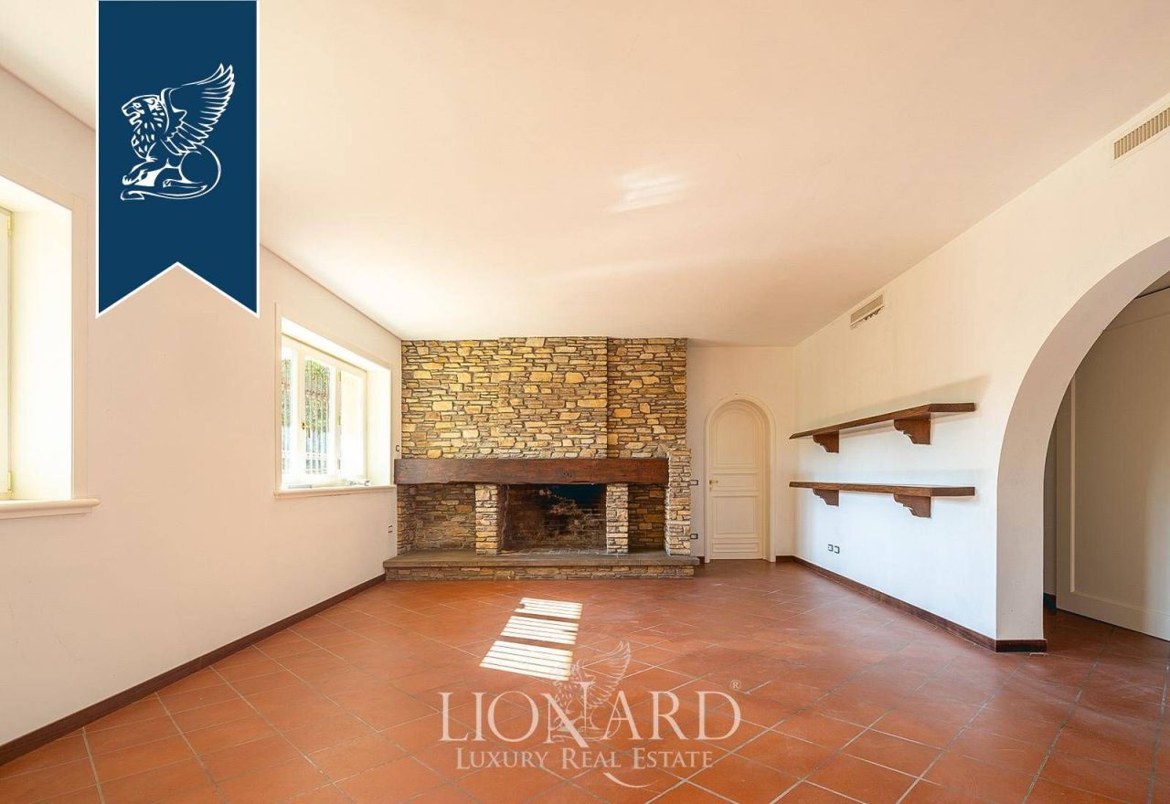 Villa en Pistoia, Italia, 900 m² - imagen 11