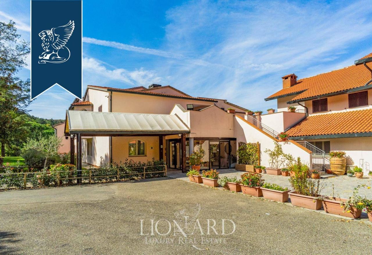 Hotel in Grosseto, Italy, 10 000 m² - picture 11