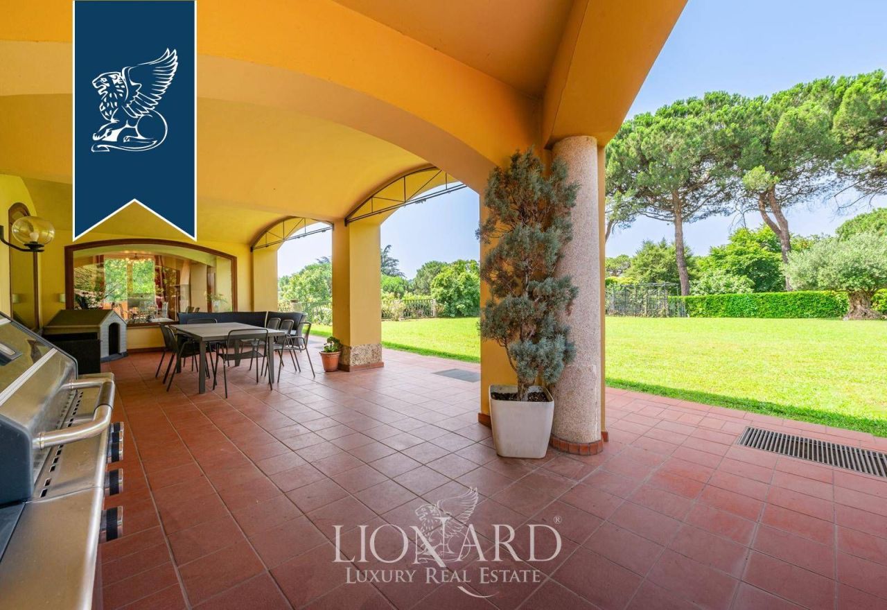 Villa a Carate Brianza, Italia, 850 m² - foto 11