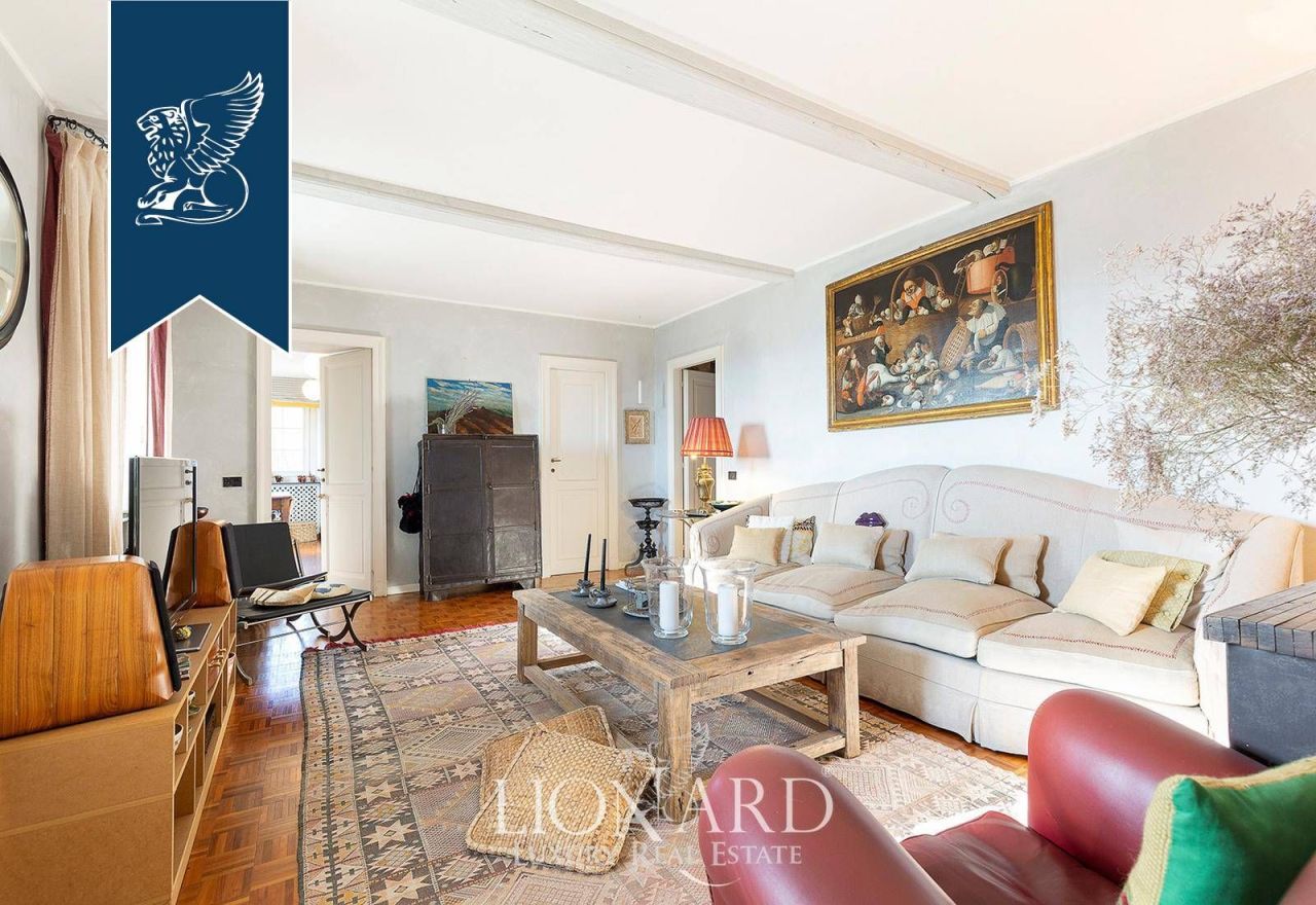 Villa en Biella, Italia, 1 800 m² - imagen 11