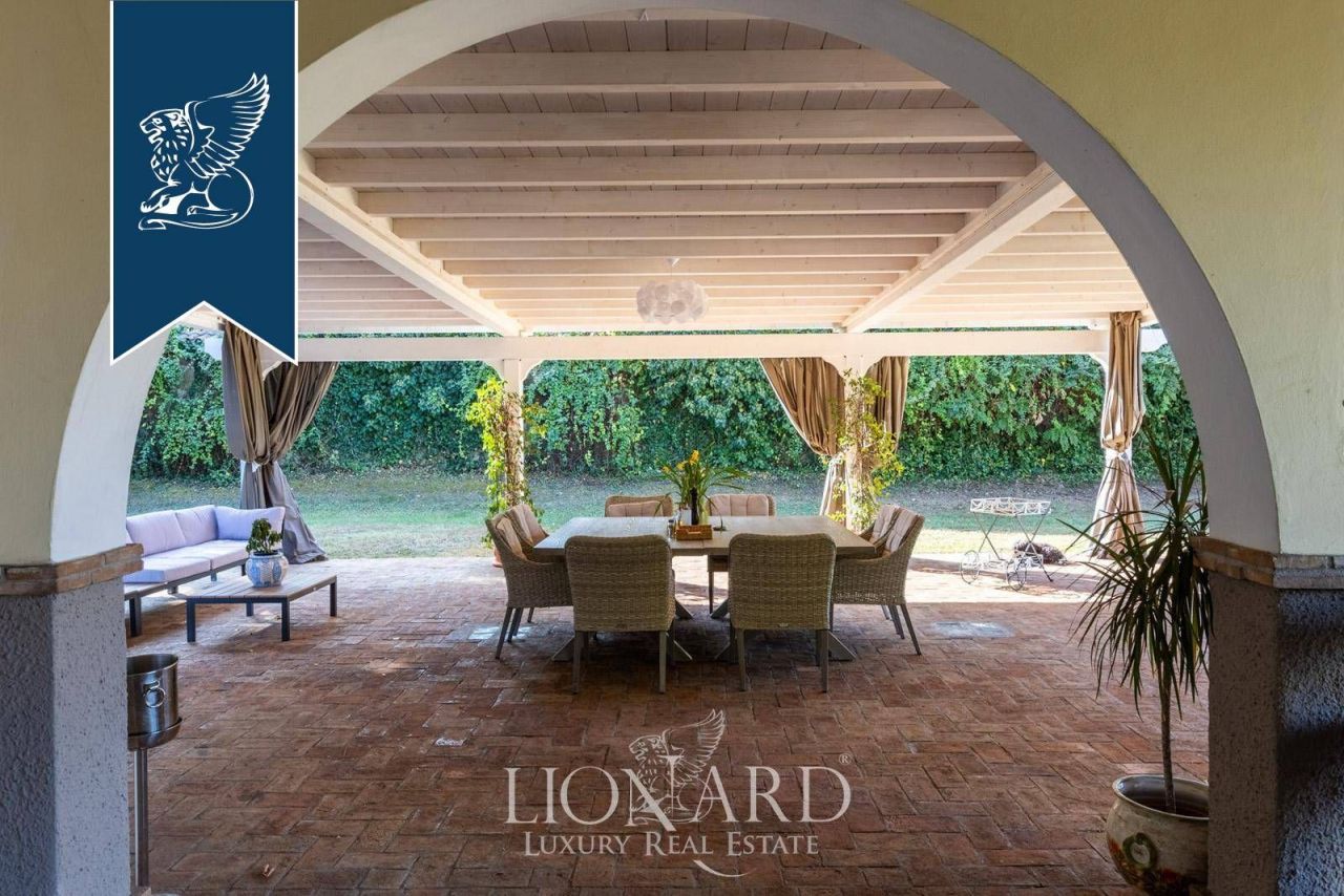 Villa in Rome, Italy, 840 m² - picture 11