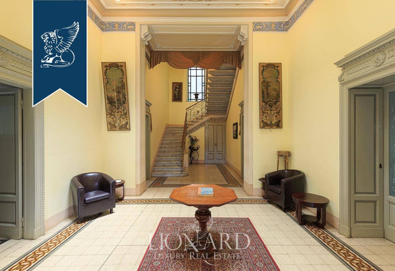 Villa en Mandello del Lario, Italia, 778 m² - imagen 11