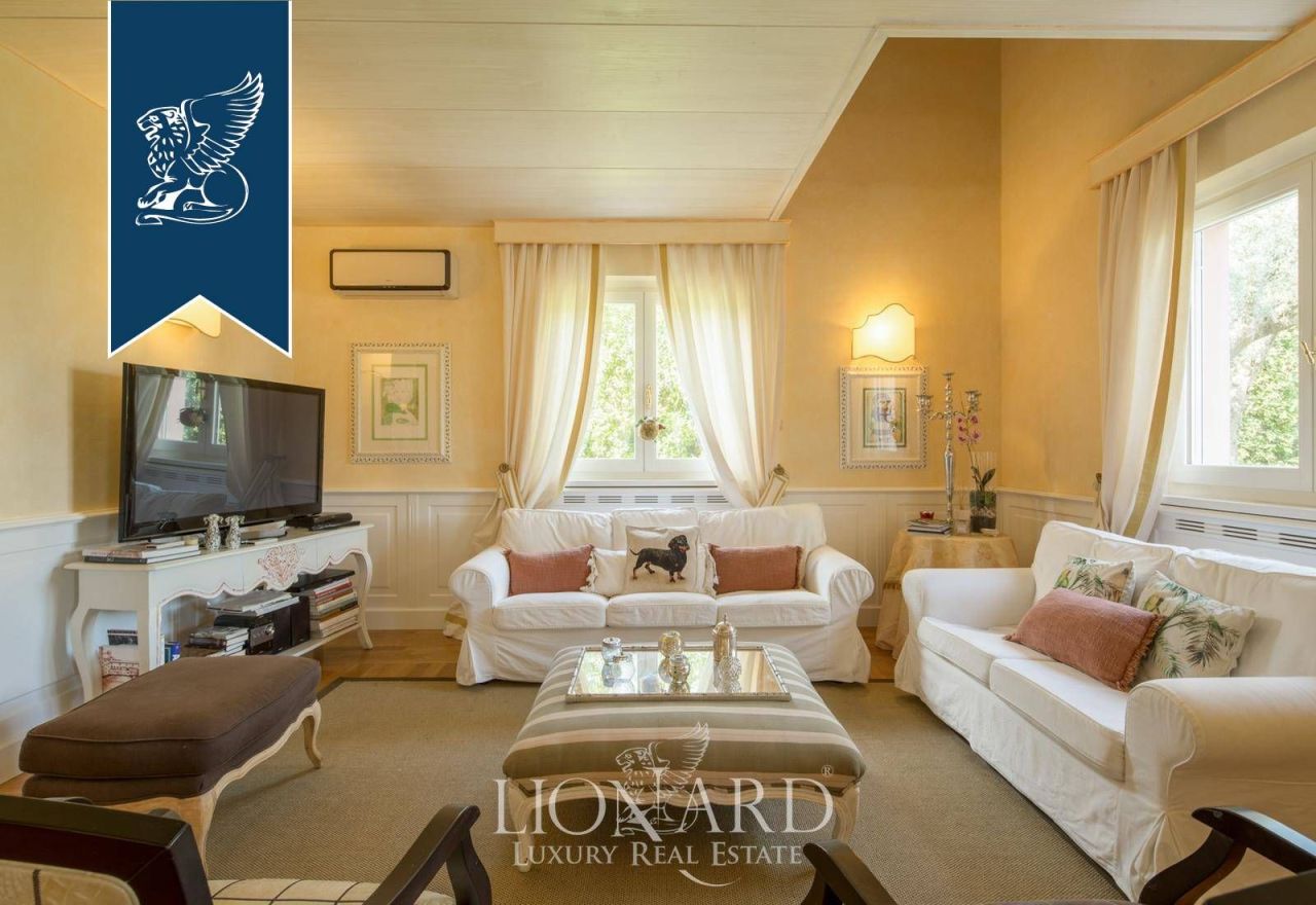 Villa in Pietrasanta, Italy, 550 m² - picture 11