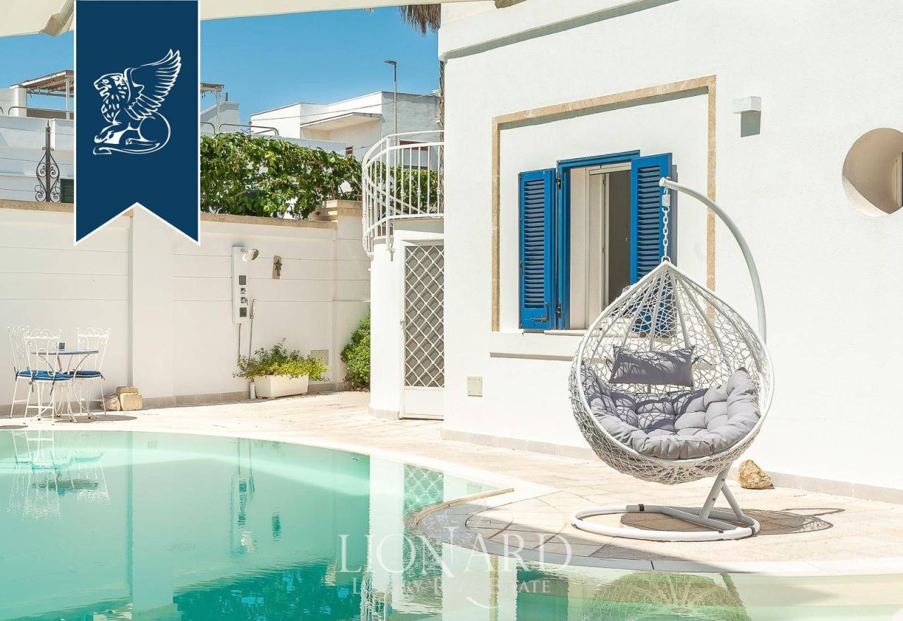 Villa en Lecce, Italia, 350 m² - imagen 11