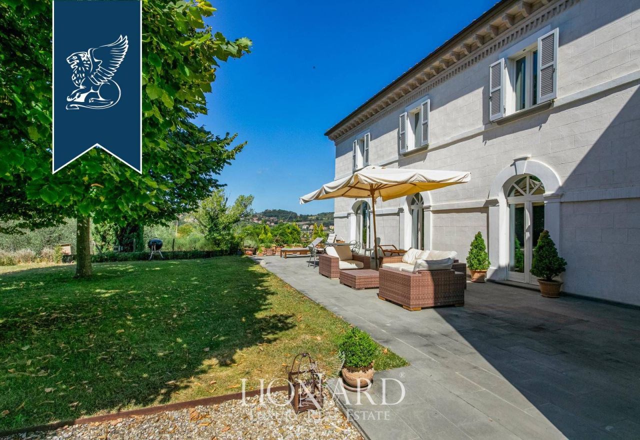 Villa en Perugia, Italia, 600 m² - imagen 11