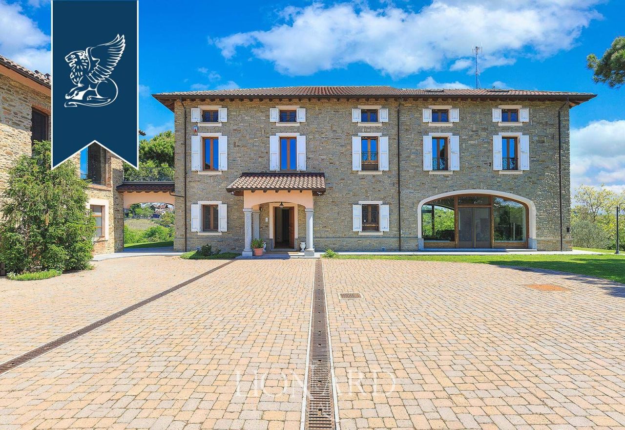 Villa à Alexandrie, Italie, 1 200 m² - image 11