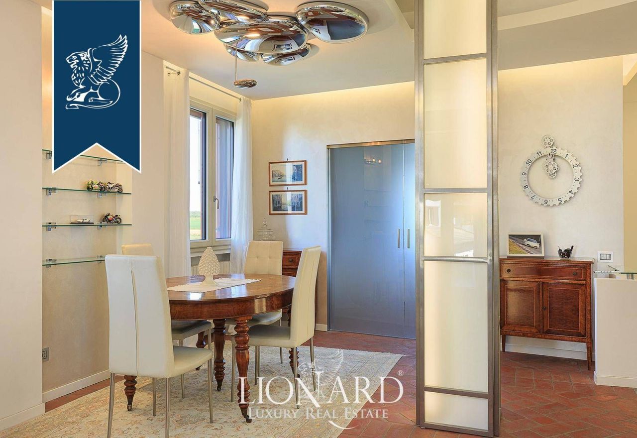 Villa en Milán, Italia, 300 m² - imagen 12