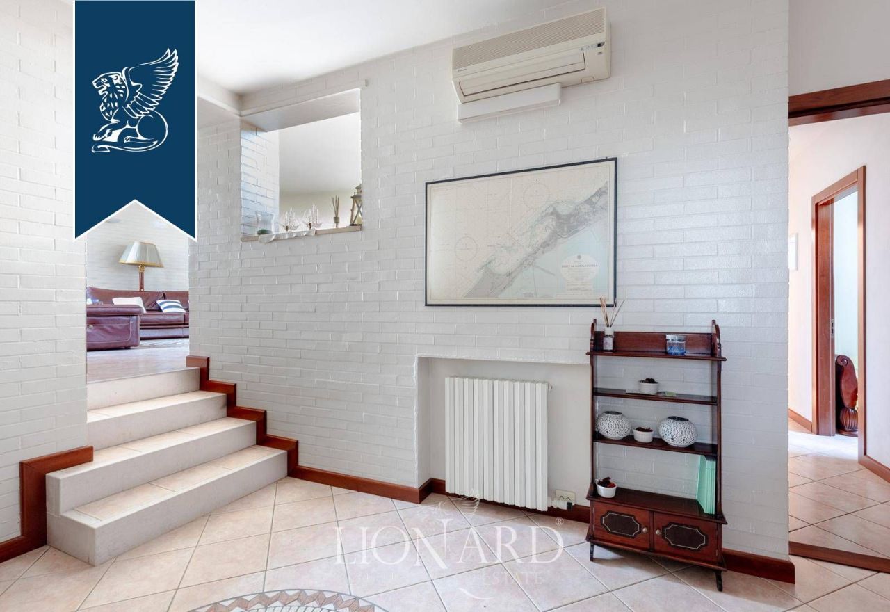 Villa en Venecia, Italia, 215 m² - imagen 13