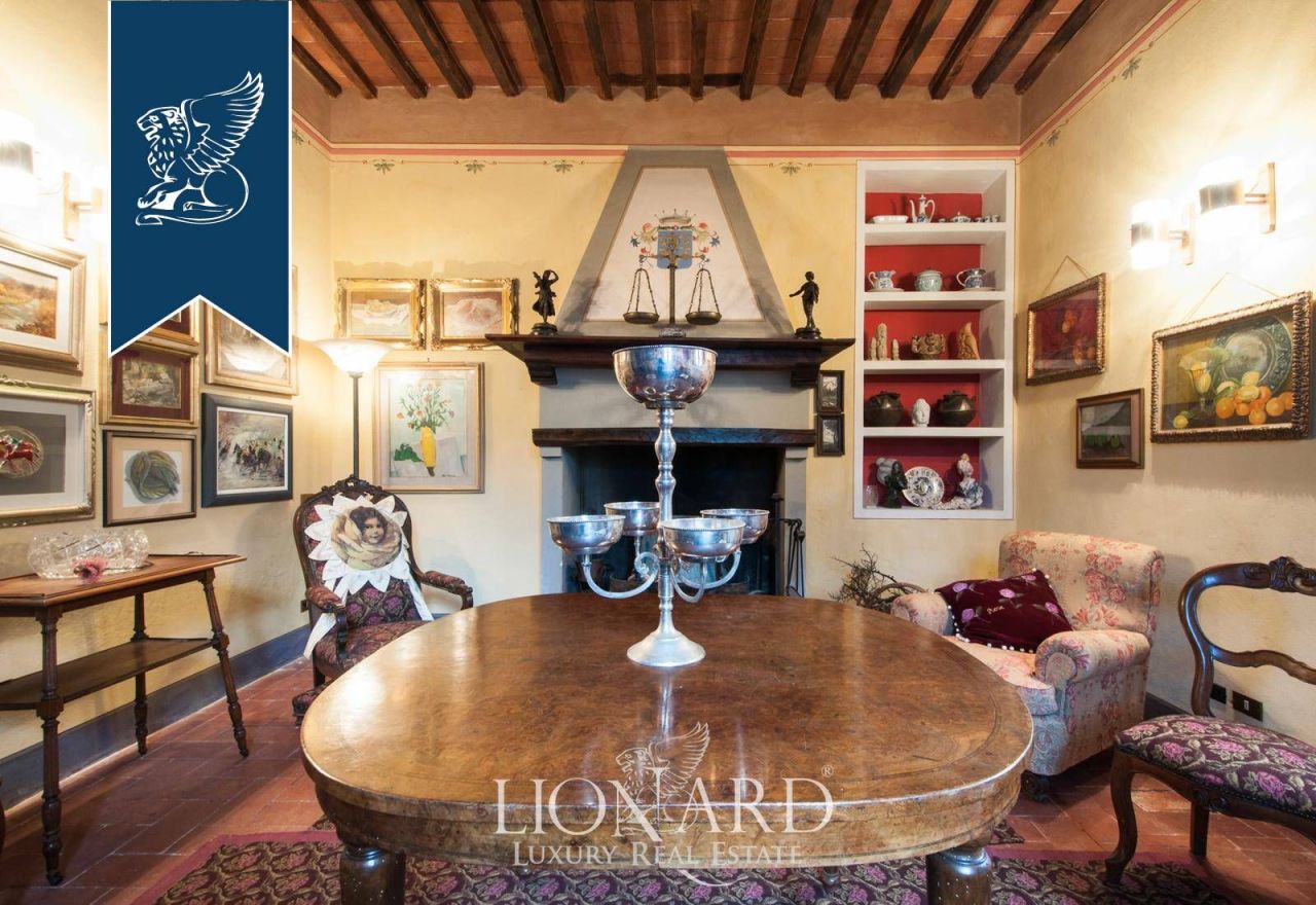 Villa à Camaiore, Italie, 500 m² - image 13