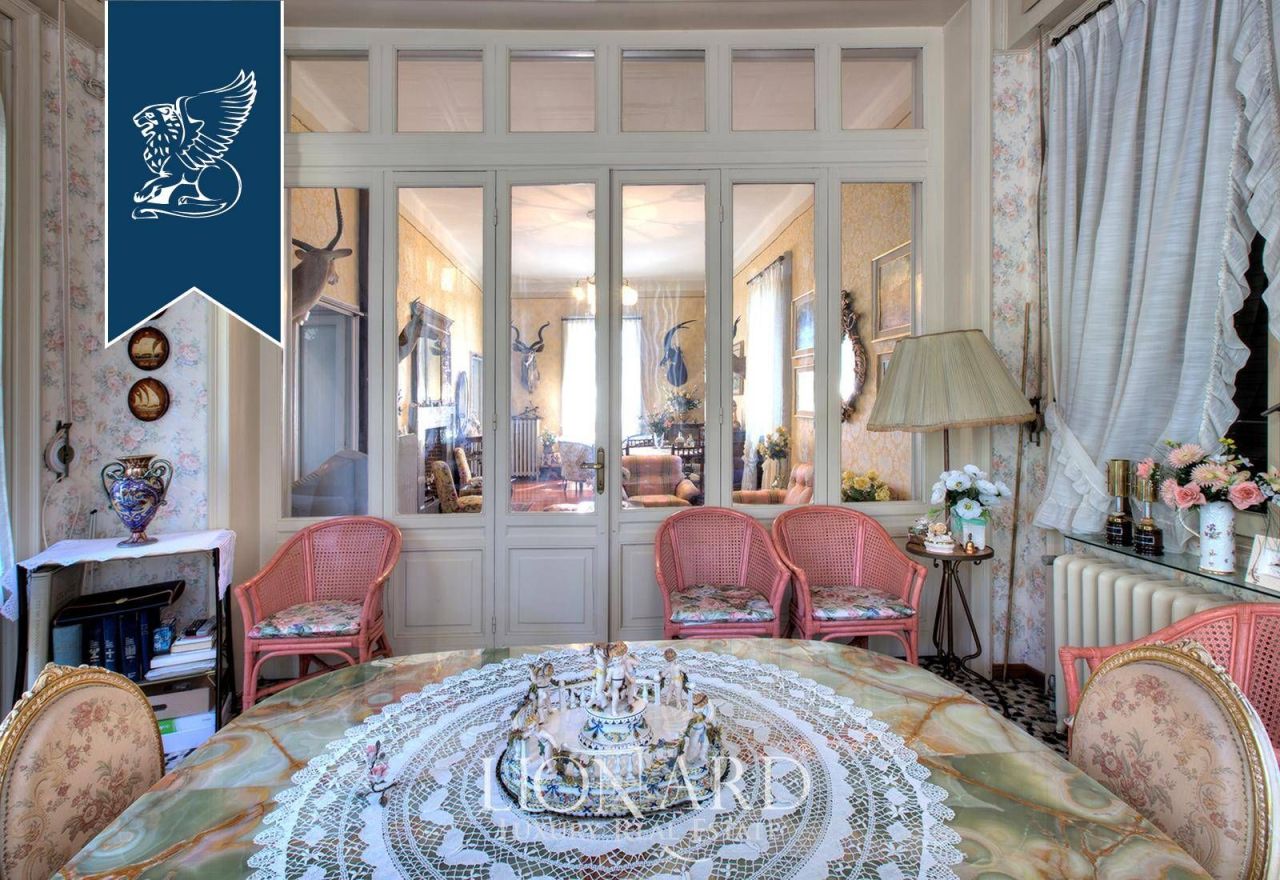 Villa in Lesa, Italy, 400 m² - picture 13