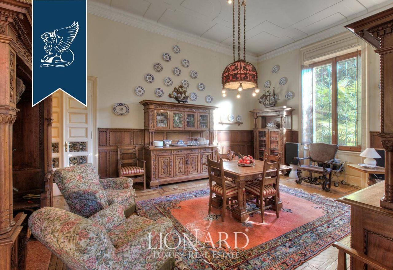 Villa à Stresa, Italie, 600 m² - image 13