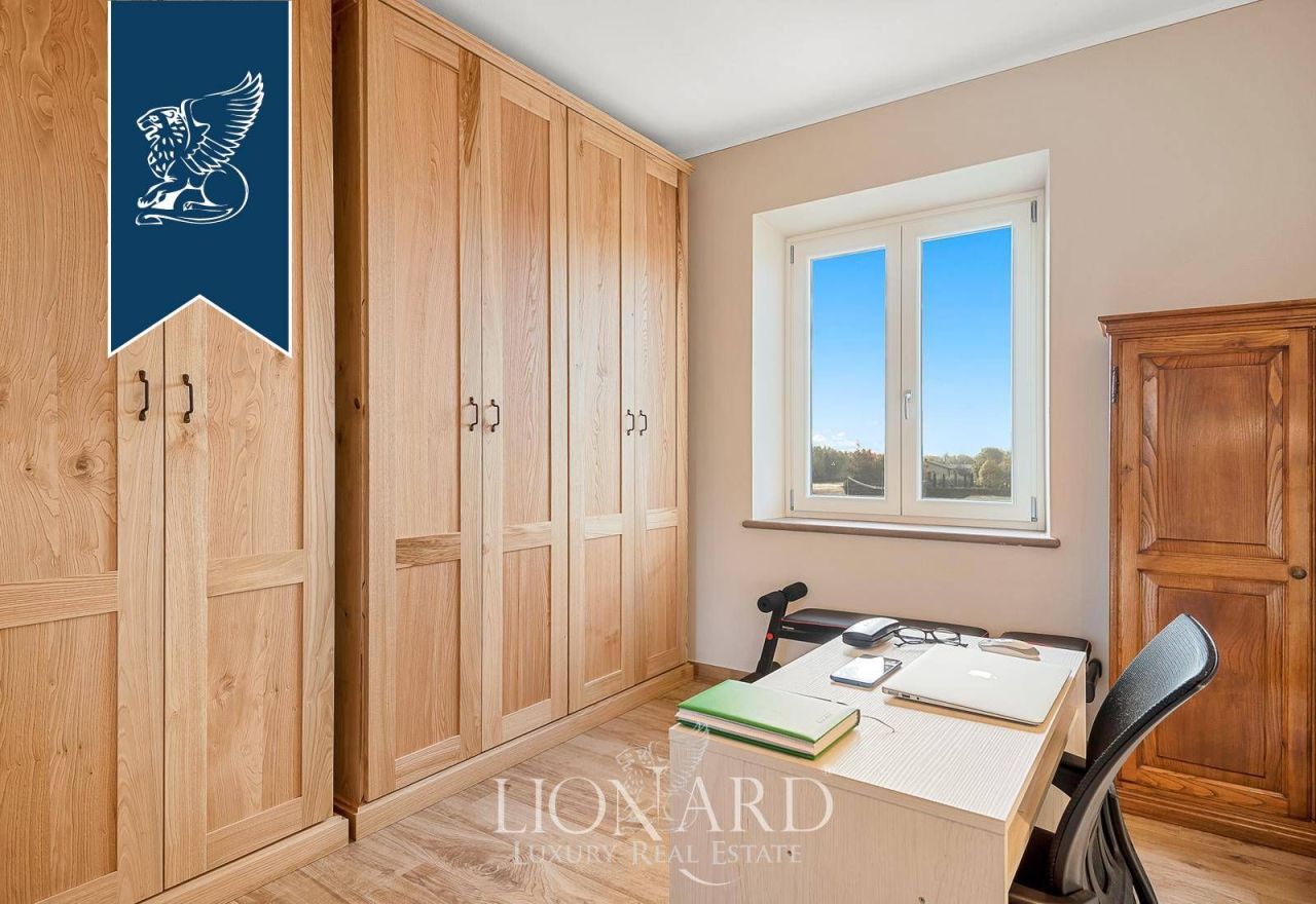 Villa in Capannori, Italy, 340 m² - picture 13