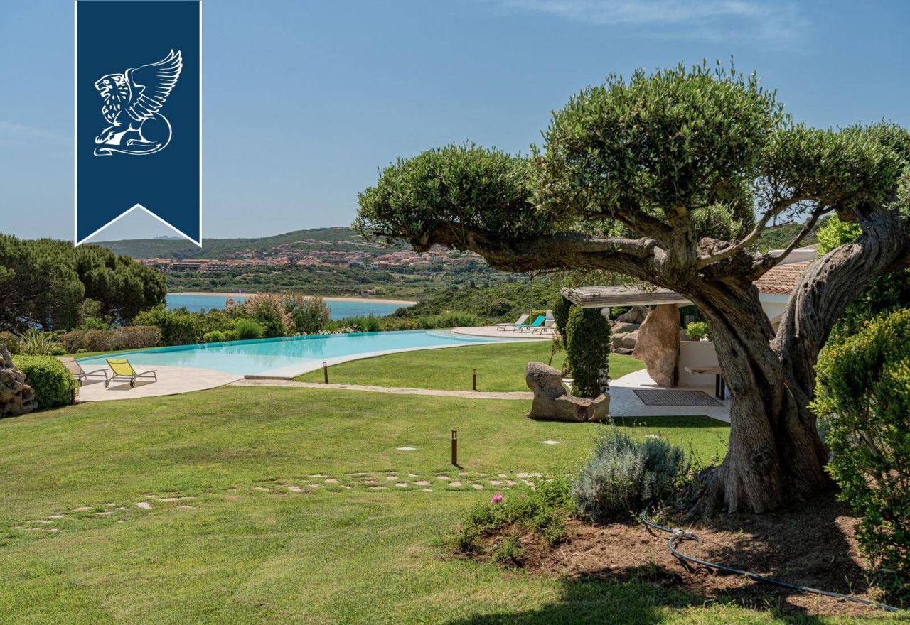 Villa en Palau, Italia, 435 m² - imagen 13