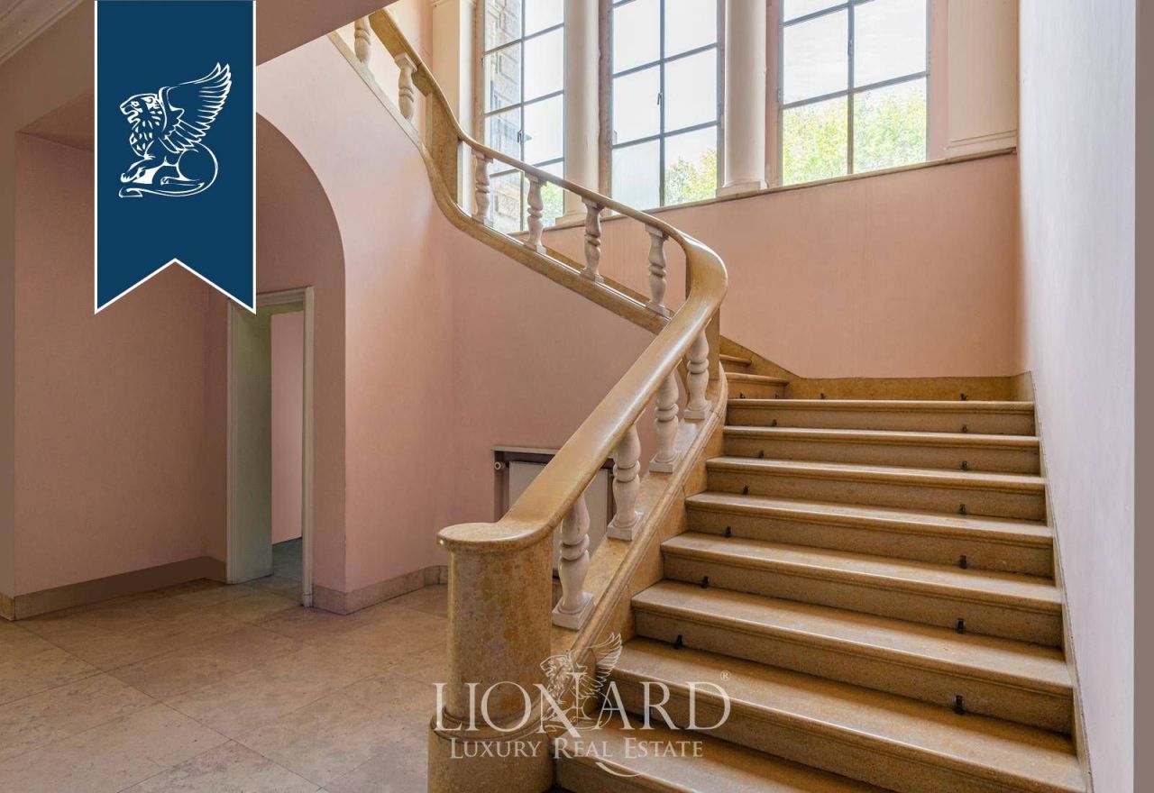 Villa en Bérgamo, Italia, 1 830 m² - imagen 13