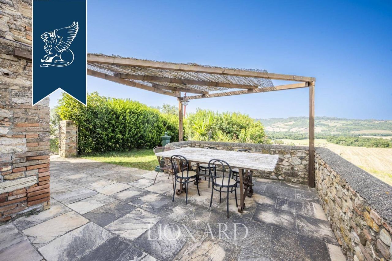 Farm in Montecatini Val di Cecina, Italy, 1 000 m² - picture 13