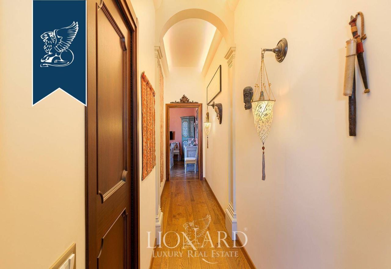 Apartment in Venice, Italy, 310 m² - picture 13