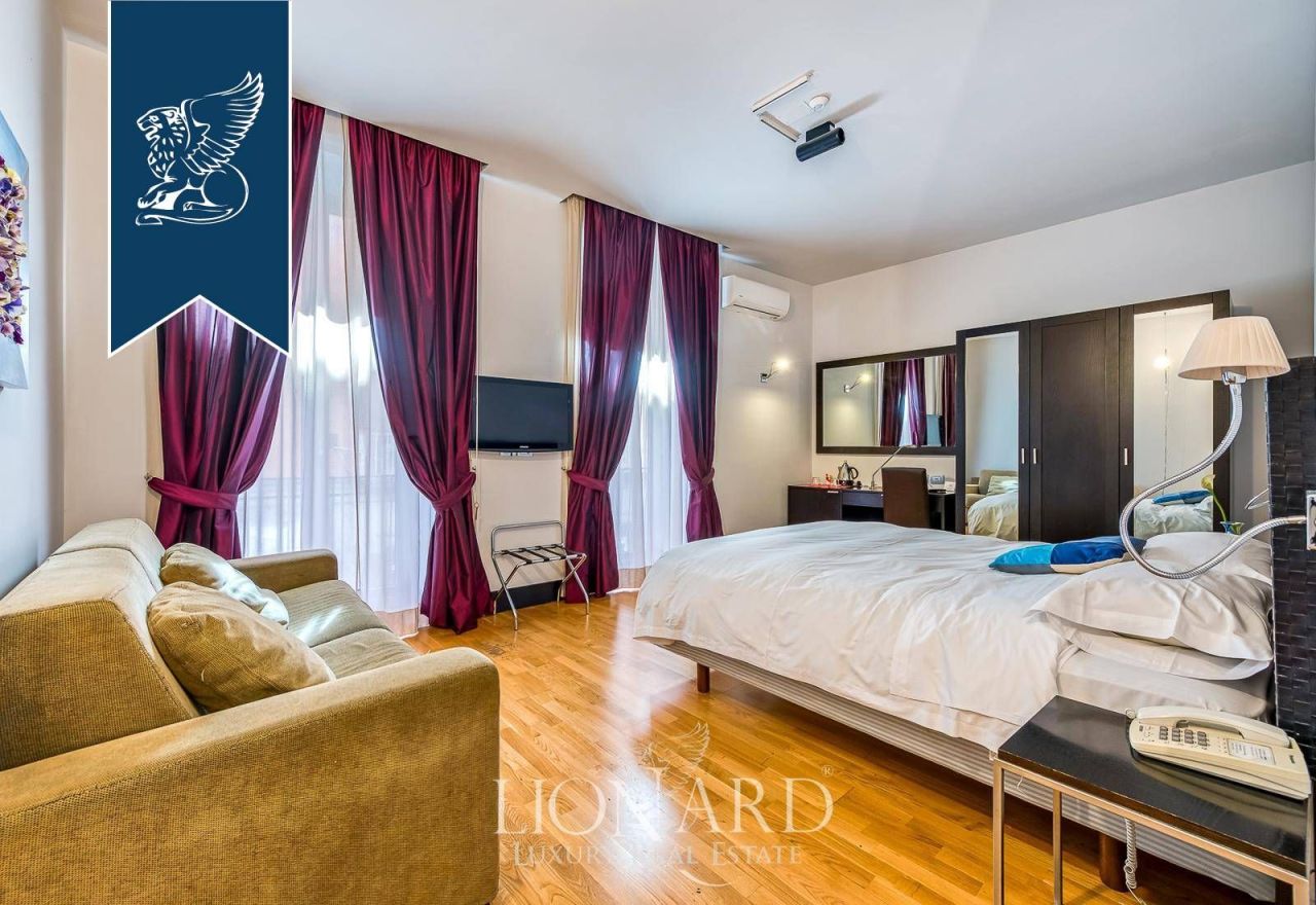 Hotel, albergo a Napoli, Italia, 600 m² - foto 13